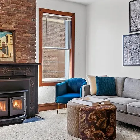 Spacious Home In Heart Of Historic Fan District